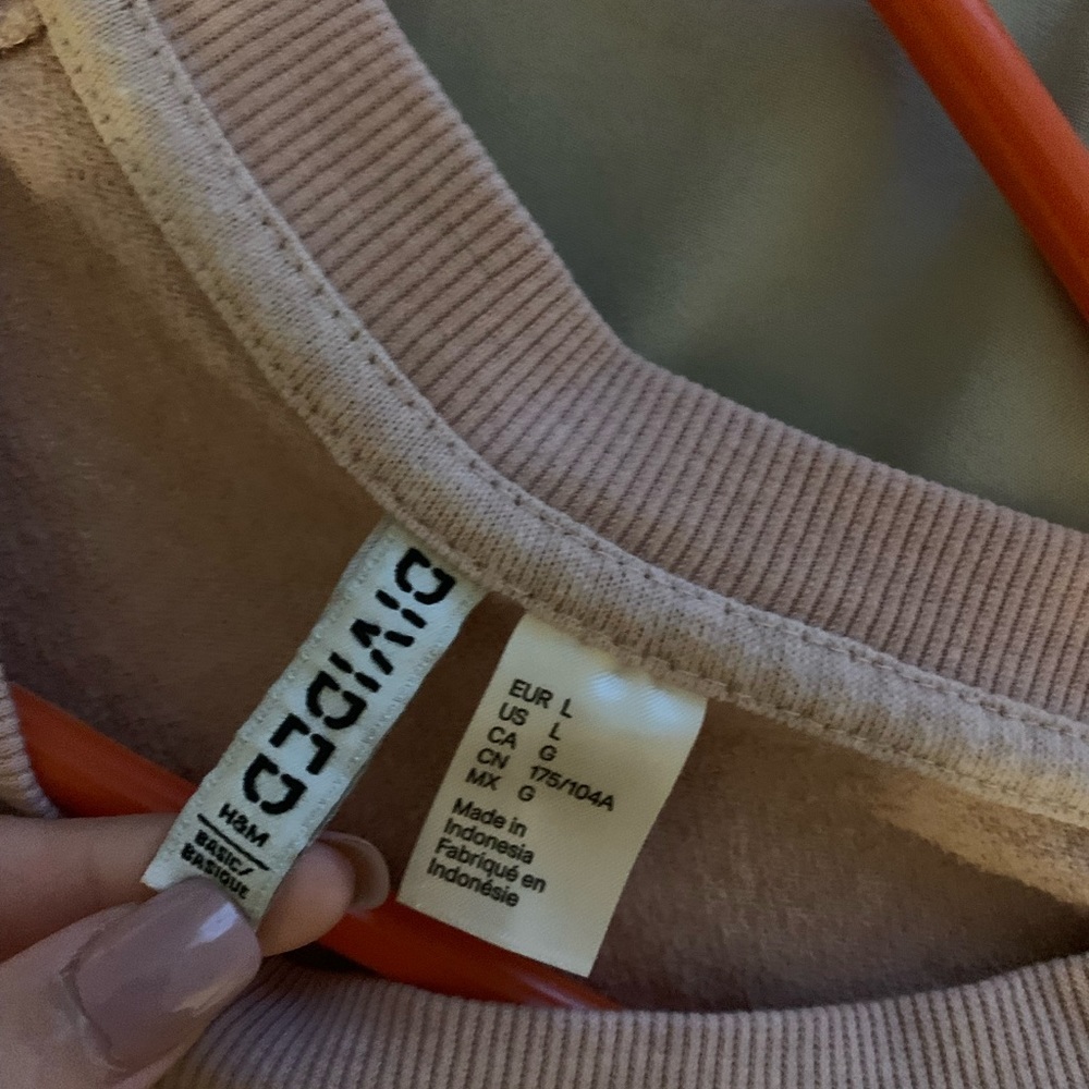 divided pullover - Picture 2 of 2